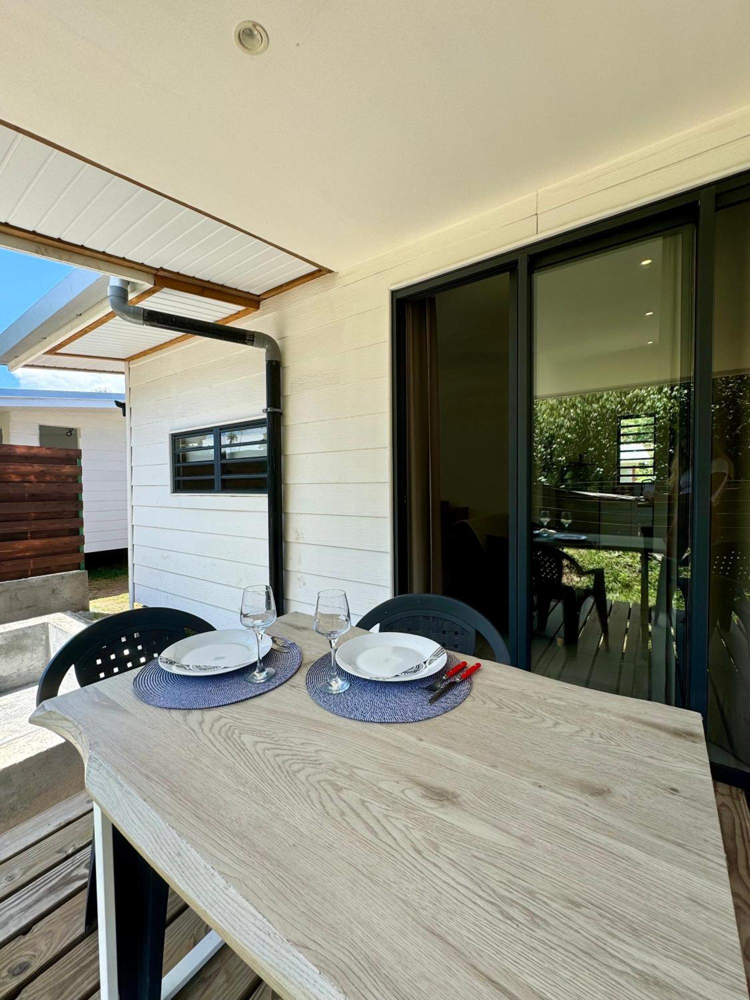 Tiny House Moorea Haylee Papetoai Exterior photo